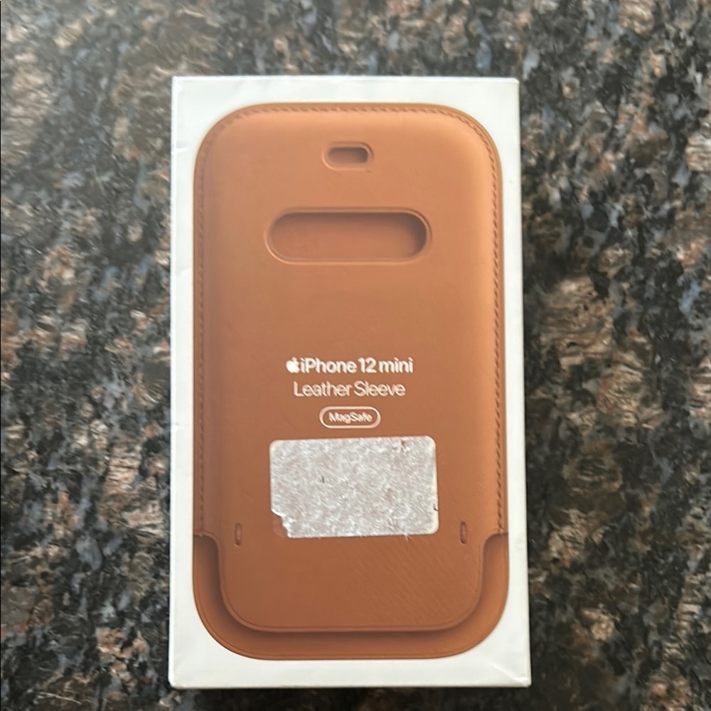 Apple Brown Leather iPhone Cover Premium Finish